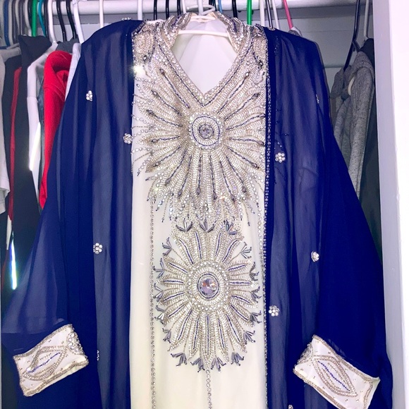 Abaya/Kaftan/Arab Dress - Picture 2 of 6